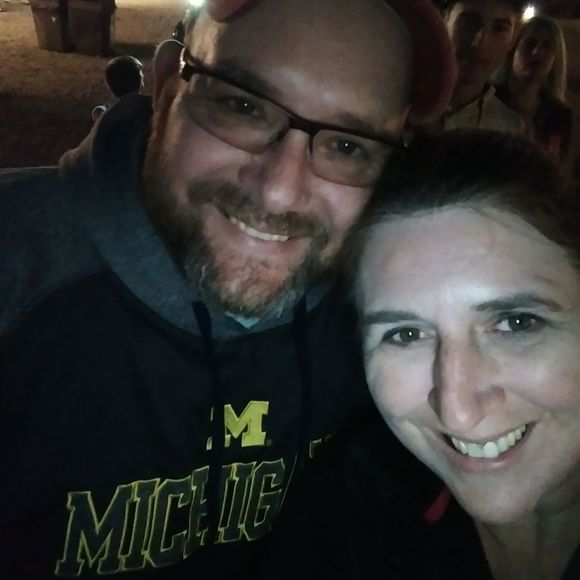 Meet your Posher, Shelly - Picture 1 of 1